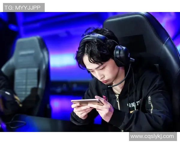 电竞新闻深入剖析RNG战队中路选手的突破策略与战术运用